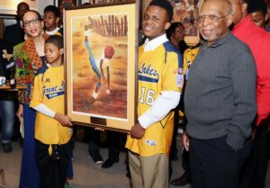 Illinois State Senators Collins, Jones honor Jackie Robinson West players