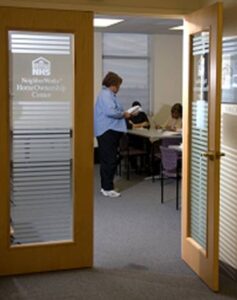New On-Line Tool for Homebuyers Offered by NHS of Chicago